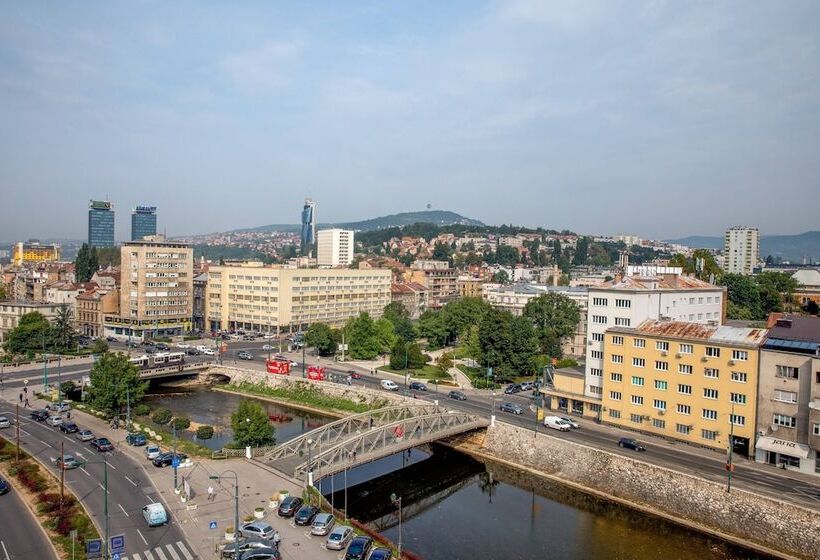 اتاق کلاس بیزنس, Courtyard By Marriott Sarajevo