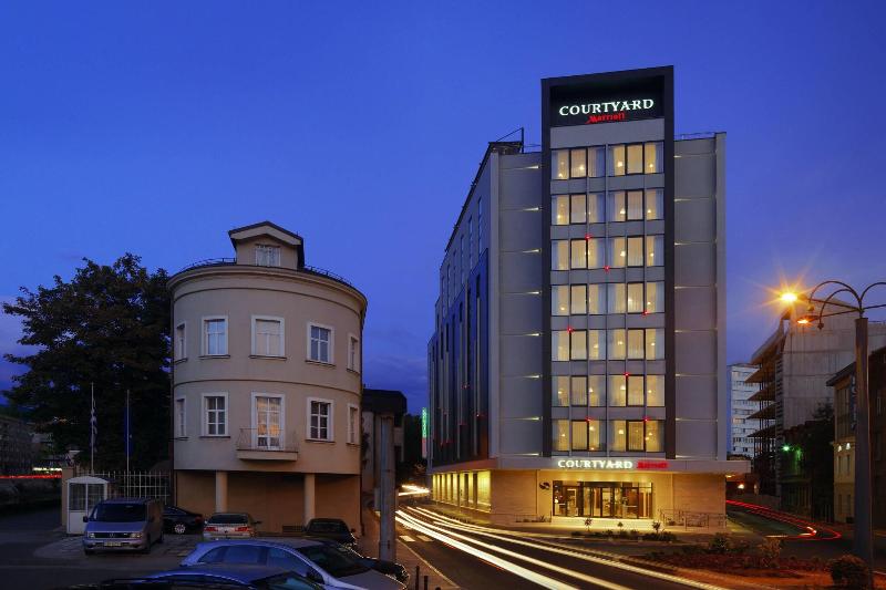 اتاق استاندارد با تخت بزرگ, Courtyard By Marriott Sarajevo