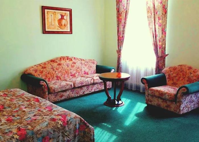 스탠다드 룸 킹사이즈 침대, Ester