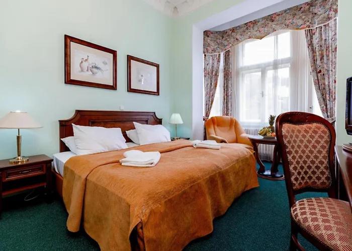 스탠다드 룸, Ester