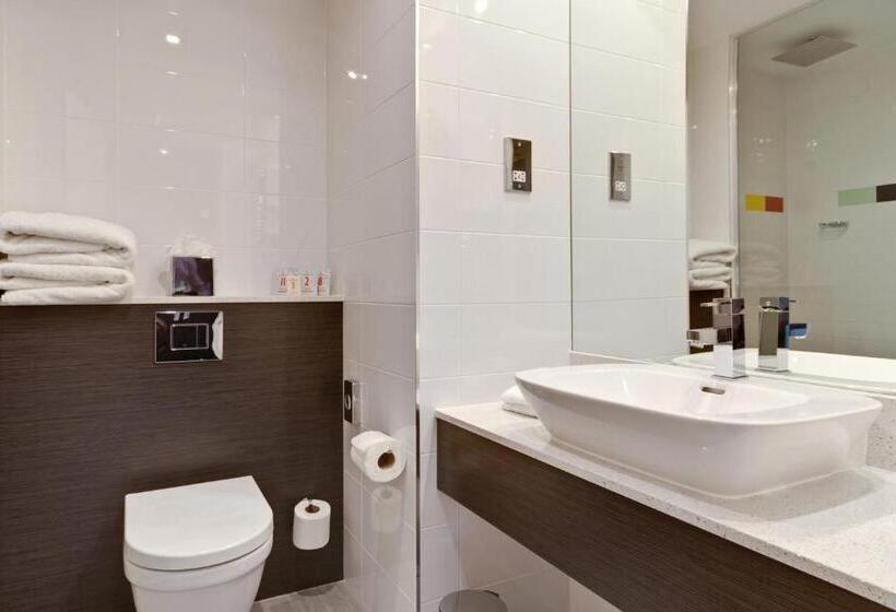 스탠다드 룸 킹사이즈 침대, Football, Old Trafford, A Tribute Portfolio