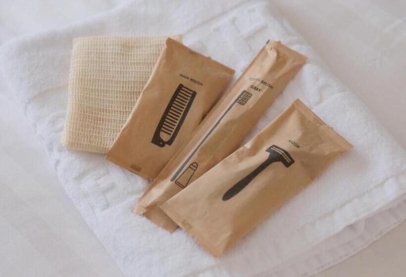 베이직 룸 더블 침대, Fukuyama Oriental