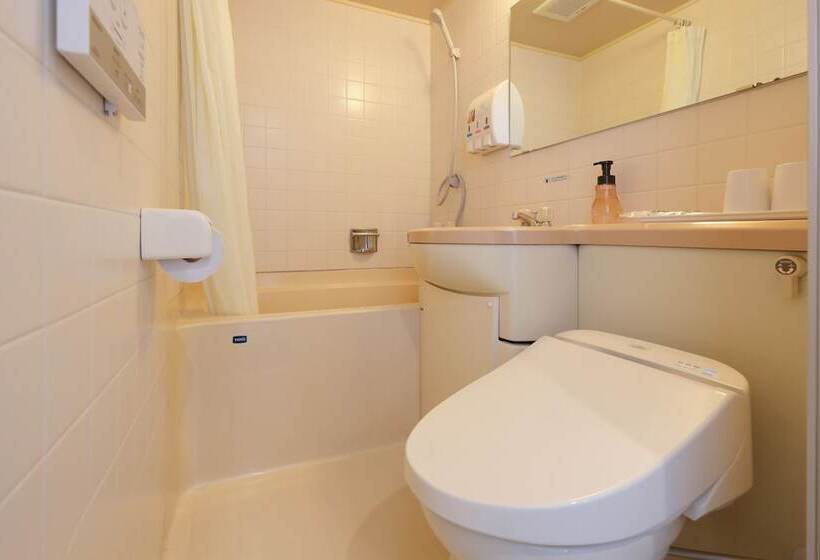 标准间, Fukuyama Oriental