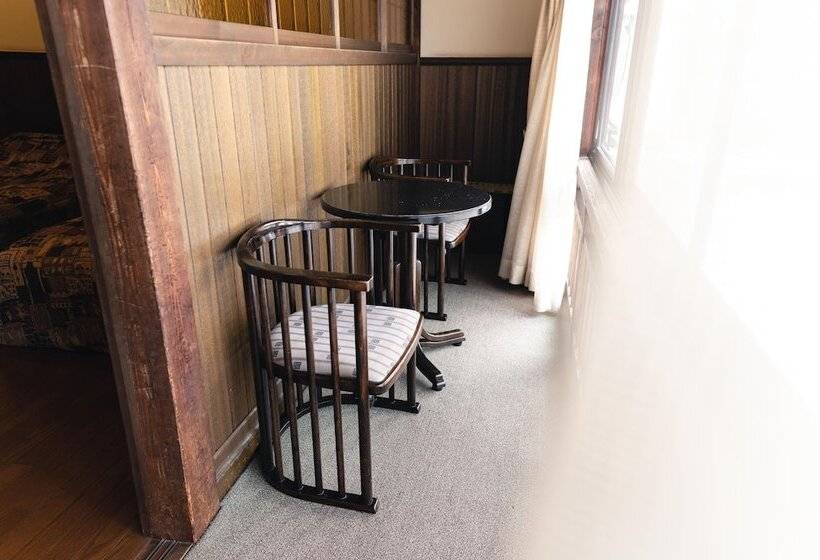 Habitació Estàndard Bany Compartit, Hanakoyado