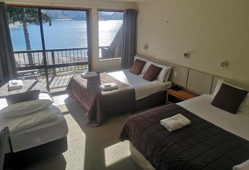 Standard studio with lake view, Hawea