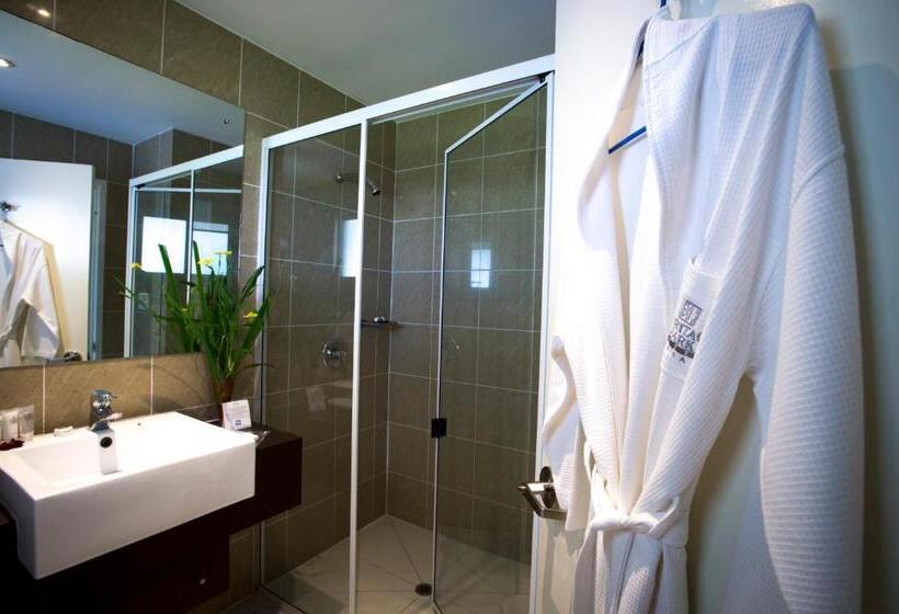 اتاق استاندارد با چشمانداز دریا, Heritage Park