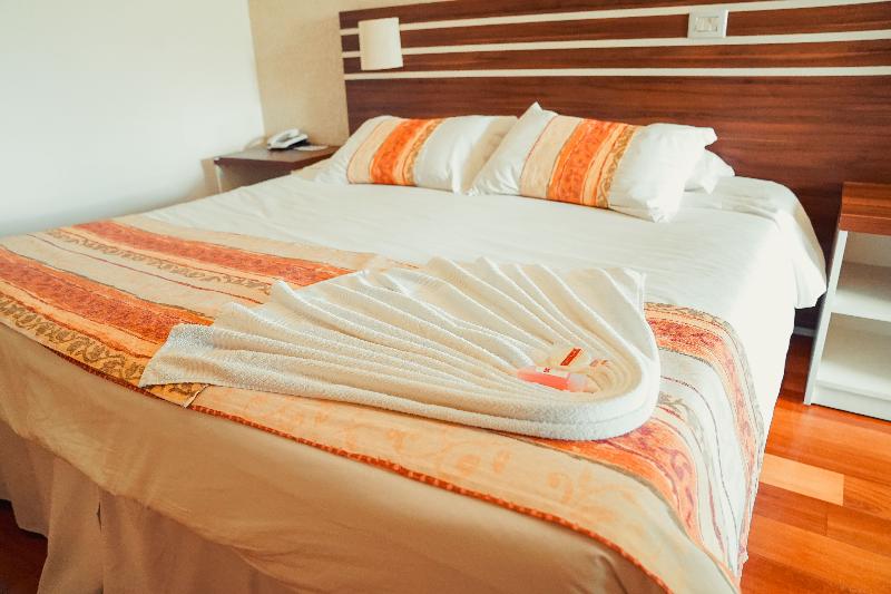 Номер Deluxe, Imperial De Quatro Barras