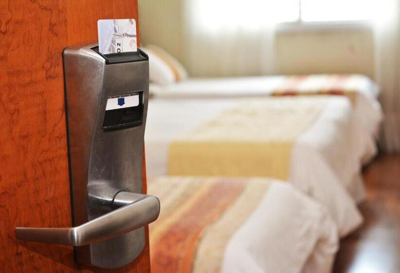 Четырехместный Номер Deluxe, Imperial De Quatro Barras