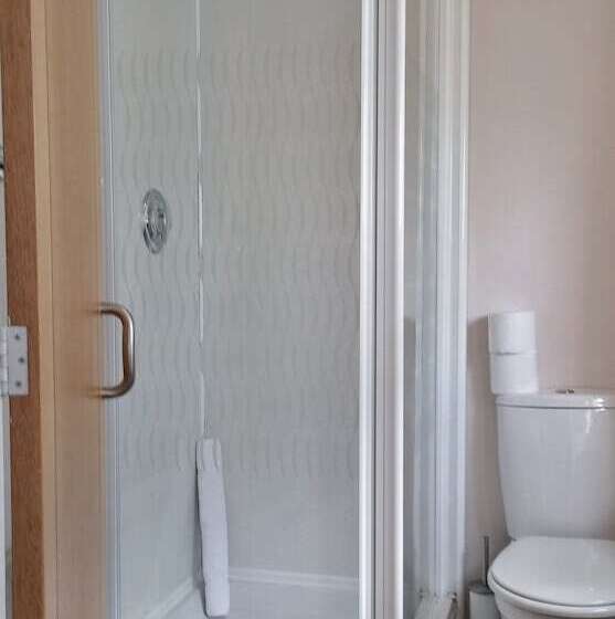 标准单人间, Legends