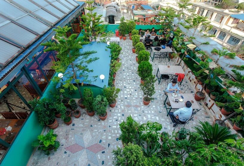 اتاق استاندارد, Nepalaya