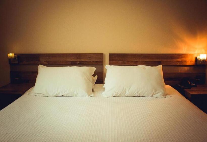 デラックスルーム, Renascença