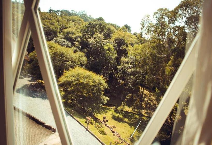 ペントハウスルーム, Renascença