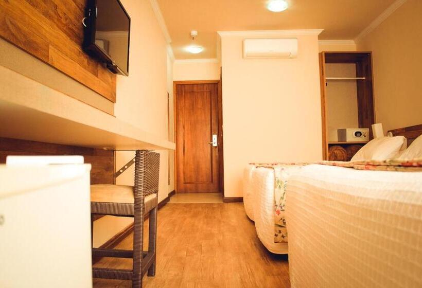 デラックスの４人部屋, Renascença