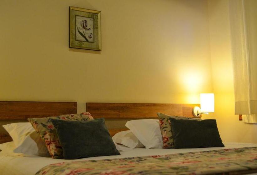 スイート（家族用）, Renascença