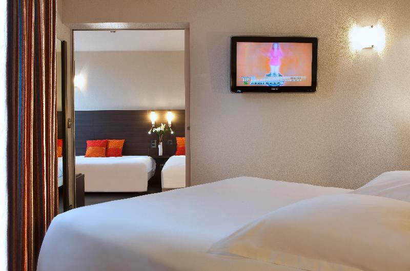 デラックスの４人部屋, Renascença