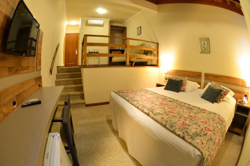 デラックスルーム, Renascença