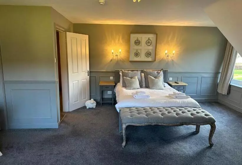 ３ベッドルームハウス, Bridge House Hotel & Silver Howe View Cottage