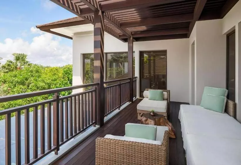 プール付３ベッドルーム　ビラ, The Ritzcarlton, Bali