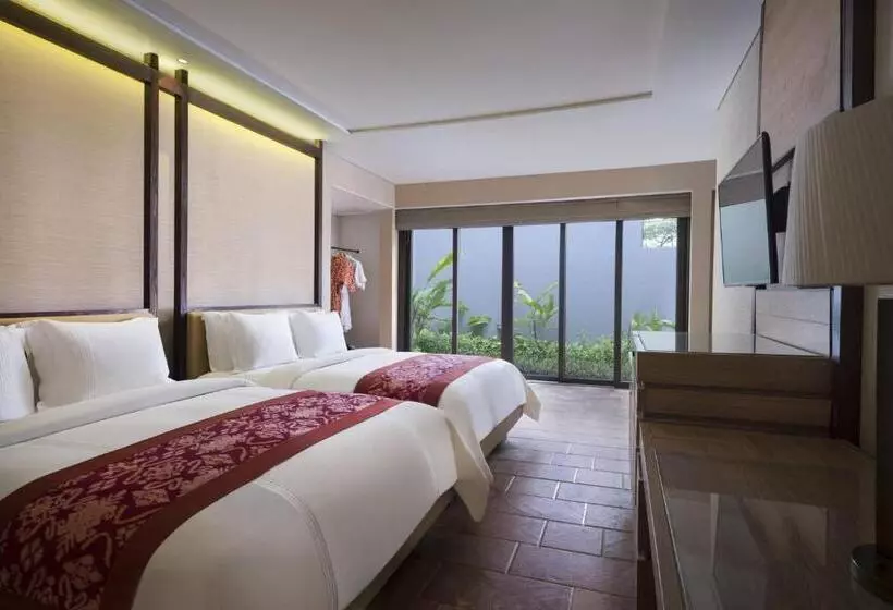 プール付３ベッドルーム　ビラ, The Ritzcarlton, Bali