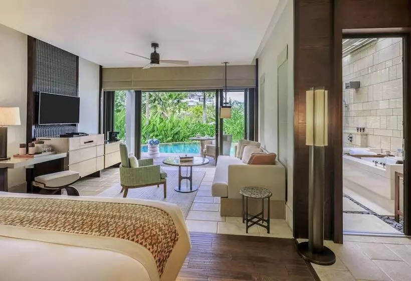プール付き１ベッドルームヴィラ, The Ritzcarlton, Bali