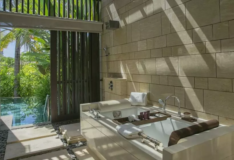 プール付き１ベッドルームヴィラ, The Ritzcarlton, Bali