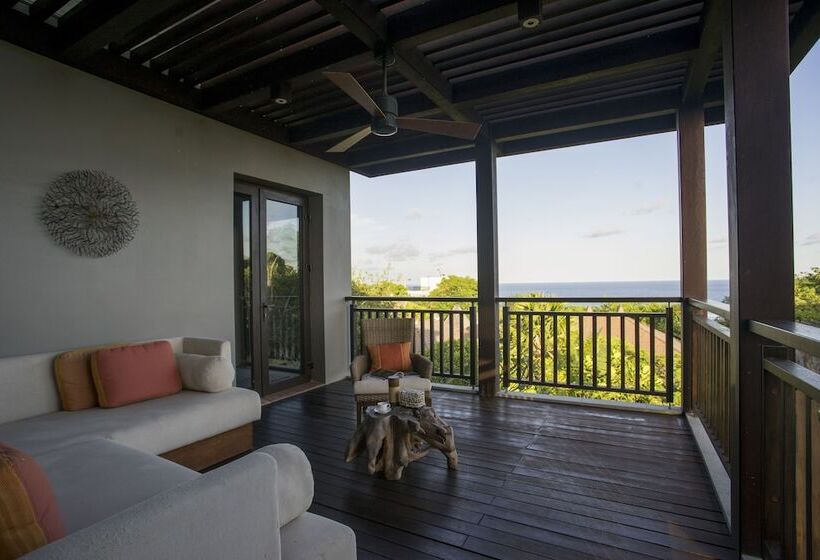 Вилла Deluxe 3 Спальни, The Ritzcarlton, Bali