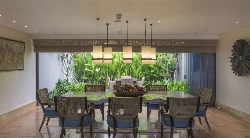 Вилла Deluxe 3 Спальни, The Ritzcarlton, Bali