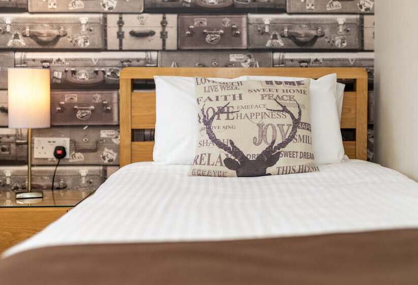 Семейный Номер, Thornbank House Offering Breakfast And With Free Off Site Health Club