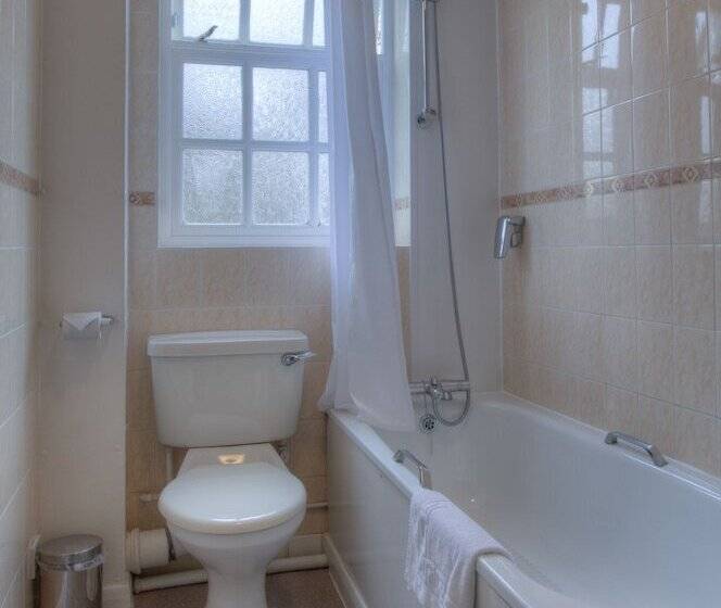 Camera Familiare, Kingstown Hotel By Greene King Inns