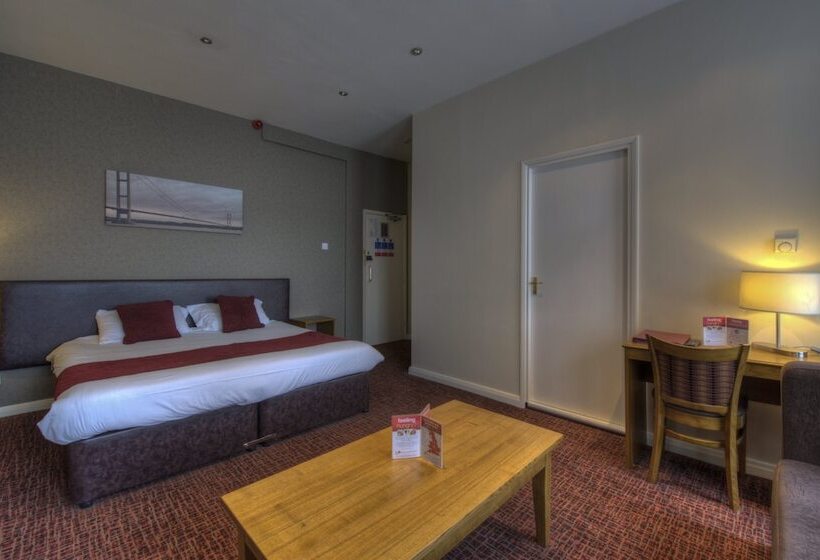 Camera Familiare, Kingstown Hotel By Greene King Inns