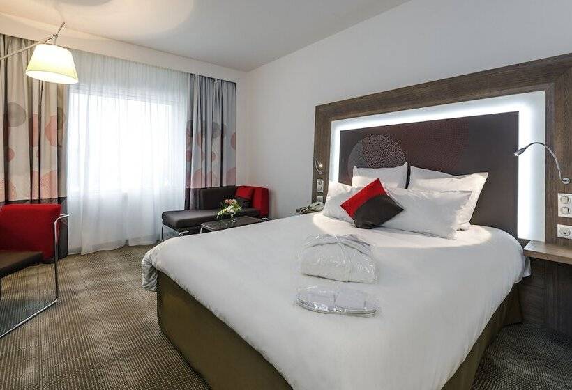 חדר אקזקיוטיב, Novotel Paris Saint Denis Stade Basilique