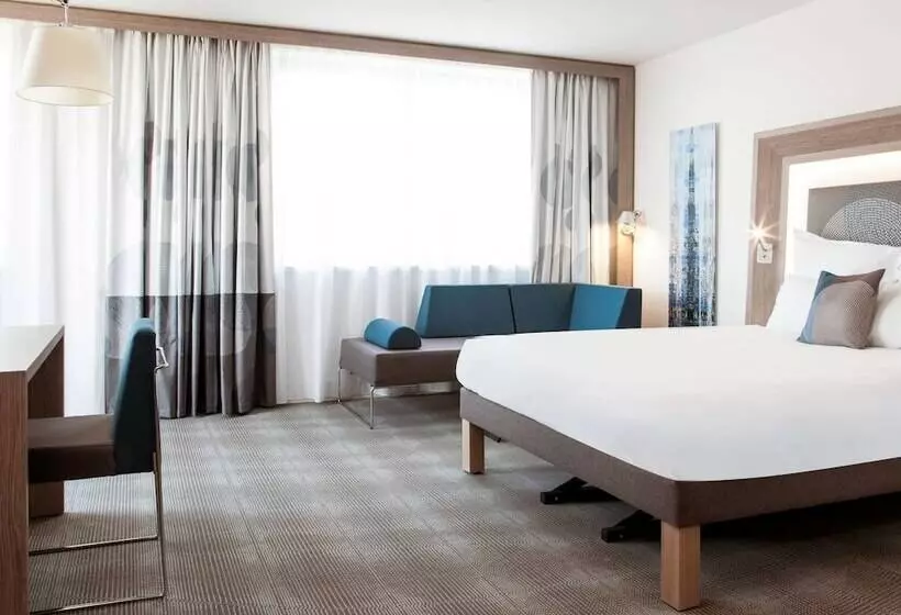 اتاق اجرایی, Novotel Paris Saint Denis Stade Basilique