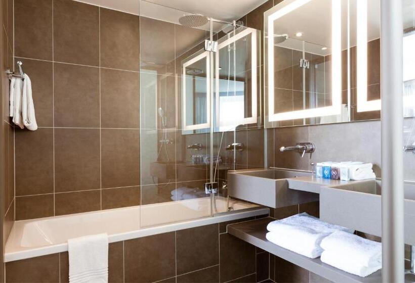 חדר סופריור, Novotel Paris Saint Denis Stade Basilique