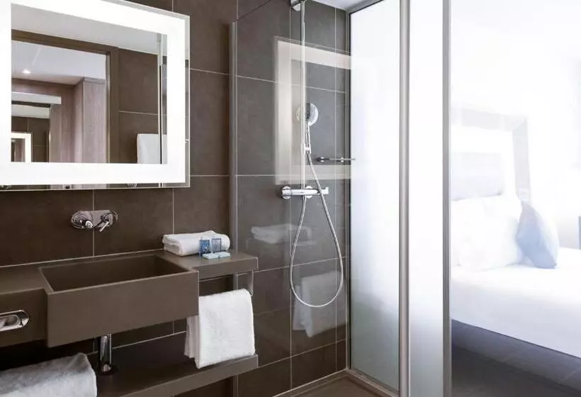 اتاق اجرایی, Novotel Paris Saint Denis Stade Basilique