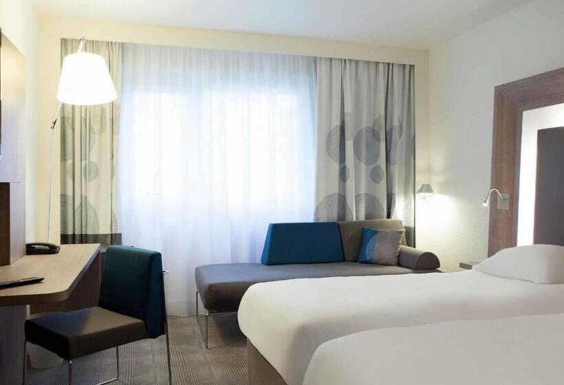 Номер Superior, Novotel Paris Saint Denis Stade Basilique