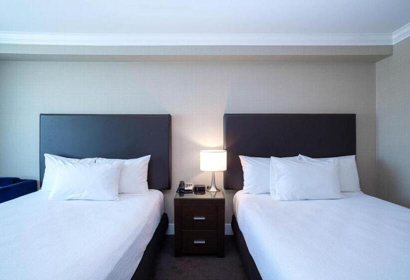 Номер Стандарт, Sandman Hotel Oakville