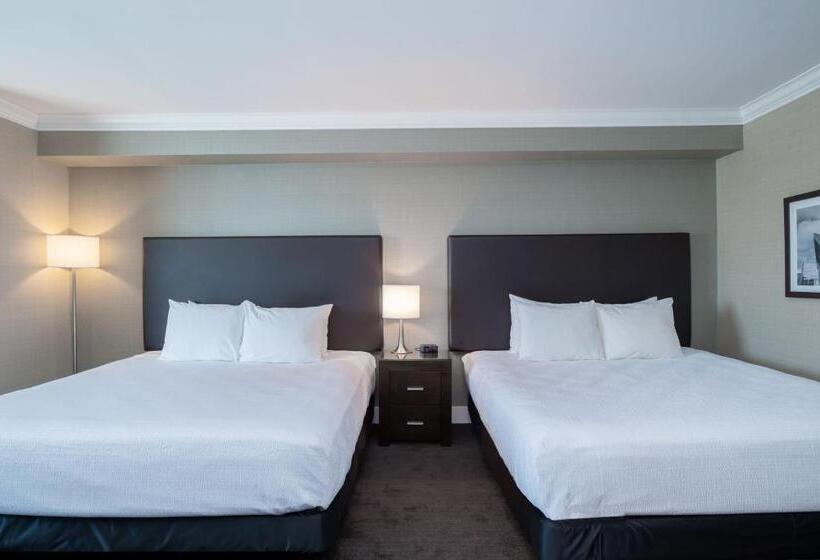 غرفة قياسية سرير كينج, Sandman Hotel Oakville