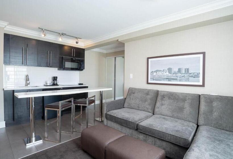 جناح سرير كينج, Sandman Hotel Oakville