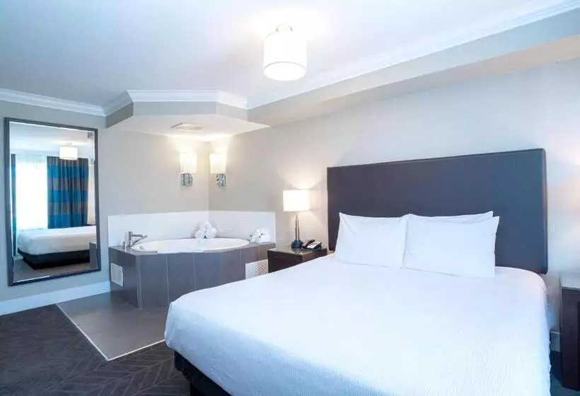 キングサイズベッドのスイートルーム, Sandman Hotel Oakville