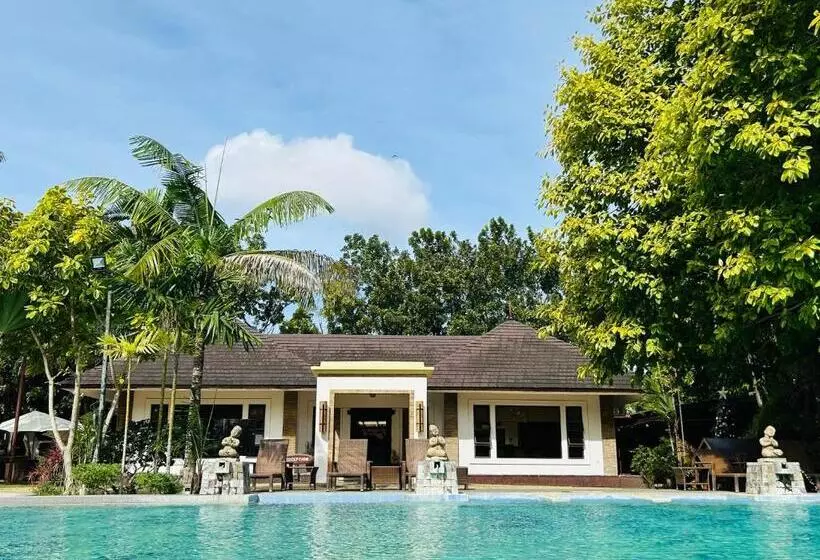 سوییت جونیور, Sheridan Boutique Resort Iloilo