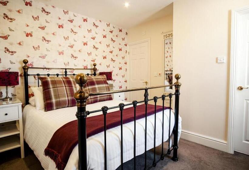 סוויטה אקזקיוטיב, The Town House