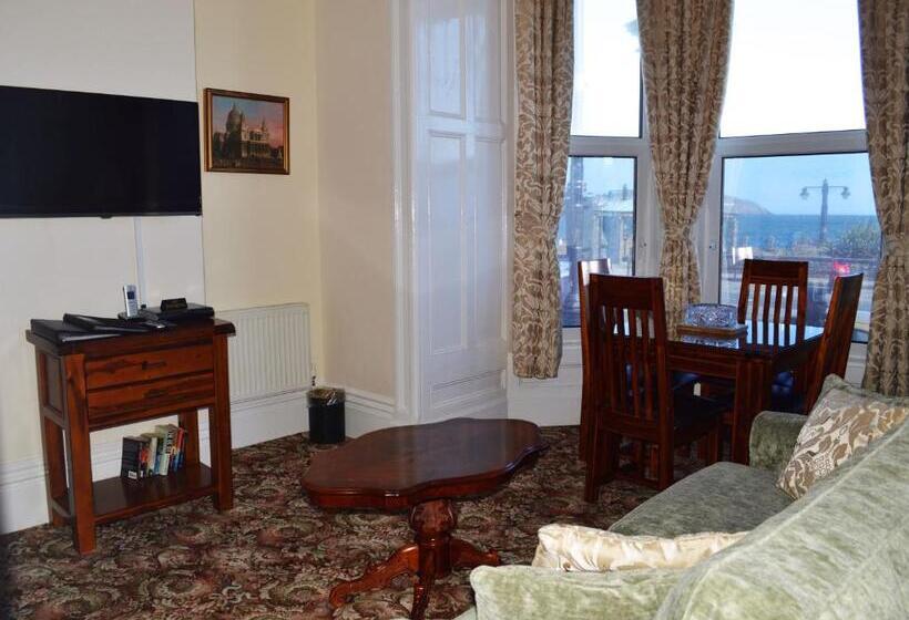 آپارتمان 1 خوابه با چشم‌انداز دریا, The Town House