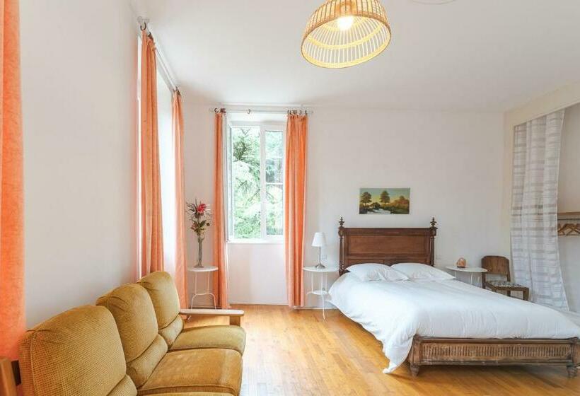 غرفة قياسية, La Demeure Des Fleurs