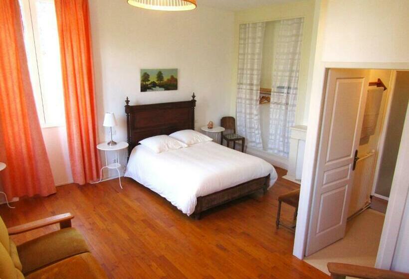 غرفة قياسية, La Demeure Des Fleurs