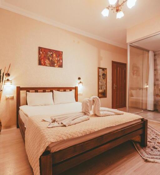 经济房, Pigeon Valley Stone House