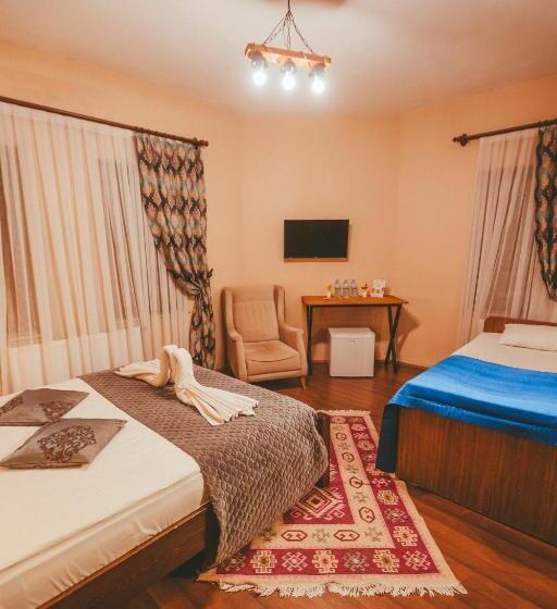 标准间, Pigeon Valley Stone House