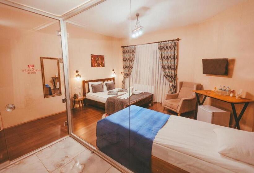 标准间, Pigeon Valley Stone House