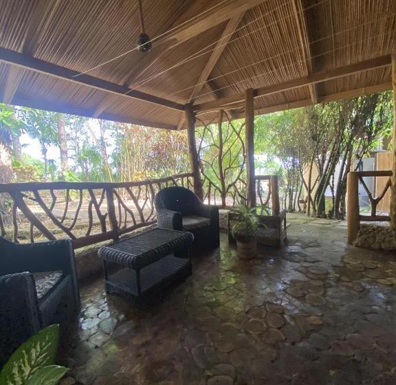 스탠다드 룸 킹사이즈 침대, Tahanan Resort