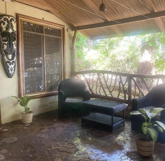 חדר סטנדרט עם מיטת קינג, Tahanan Resort