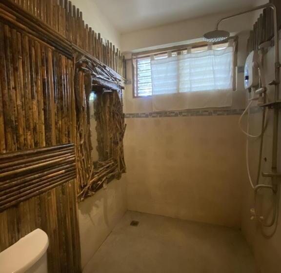 חדר סטנדרט עם מיטת קינג, Tahanan Resort